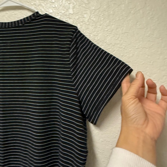 🍋 LULULEMON Black Striped Love Crew Short Sleeve Shirt Size 14 - Picture 15 of 15